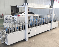 Machine d'enrobage et de laminage de profilés en bois WPC MDF PVC Machine d'enrobage de profilés en film PVC à colle froide pour cadre de porte