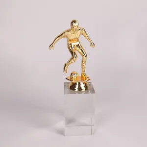 MH-NJ00668 wholesale metal 3D sports Football trophy awards transparent base crystal football trophies
