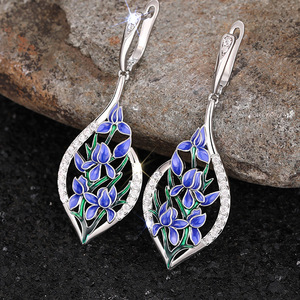 Orecchini Pendenti a Forma di Orchidea Fresca per Donne, Accessori Eleganti per Uso Quotidiano e Feste - Product Image 5