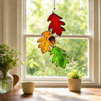 Attrape-soleil personnalisé en verre teinté Feuille de chêne et gland, Ornement suspendu pour fenêtre Automne/Hiver, Artisanat de décoration intérieure personnalisable