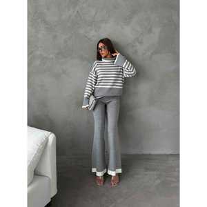 Ensemble tricoté col pêcheur gris pour femme, taille S, haut rayé à col roulé et pantalon, tenue d'hiver confortable - Product Image 5