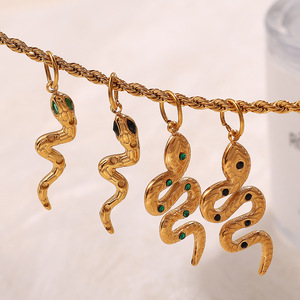 จี้รูปงูแบบมีธีม ทำจากสแตนเลสสตีล ชุบทอง 18K รูปทรงสัตว์ สำหรับสร้อยคอ สร้อยข้อมือ ของขวัญ ฤดูใบไม้ผลิ 2025 - Product Image 2