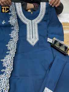 Shalwar Kameez Étnico de Moda para Mujer y Dupatta, Bordado Intenso, Totalmente Hecho de Algodón, para Bodas y Fiestas - Product Image 2