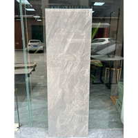 Carreaux de sol modernes en porcelaine de haute qualité avec accents marbre 470x1200mm/470x1350mm antidérapants certifiés CE pour appartement
