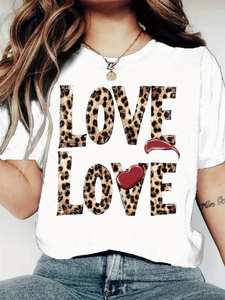 T-shirt girocollo a maniche corte da donna con stampa leopardata Love Love, top casual primaverile/estivo in cotone leggero - Product Image 1