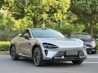 Xiaomi YU7 2025 EV RWD & AWD en option, accélération rapide 0-100 km/h en 3,23 s, voiture électrique