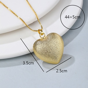 Grosir kalung liontin hati logam campuran berlapis emas 18K perhiasan Fashion dengan rantai manik-manik berbentuk bintang ulang tahun zirkonia kubik - Product Image 5