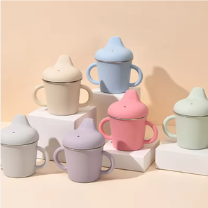 Vente en gros de gobelets d'apprentissage pour bébé en acier inoxydable 304 de 150 ml, double couche, silicone anti-fuite, facile à nettoyer, tasse pour tout-petit avec poignée - Product Image 6