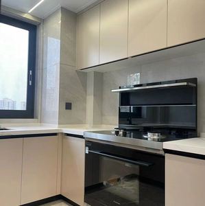 Mueble de Cocina Minimalista en Madera para Almacenar y Usar Utensilios de Cocina - Product Image 2