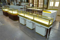 Comptoir de bijoux en bois de haute qualité vitrine murale moderne en métal vitrine de bijoux en verre personnalisé de luxe pour centre commercial