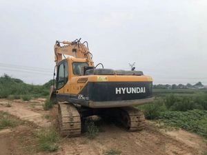 Excavatrice sur chenilles Hyundai 225LC-9T d'occasion, 22,5 tonnes, moteur Hyundai, garantie 1 an, forte puissance de creusement - Product Image 4