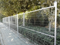 Panneau de clôture temporaire anti-escalade et anti-rongeurs en acier de 1,8 m, écologique, avec motif treillis pour la sécurité des jardins et des balcons