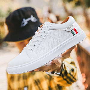 Sepatu Sneakers Kasual Pria Terbaru, Sepatu Fashion Pria, Tenis Masculino Flat, Sepatu Lari Vulkanisir untuk Pria - Product Image 1