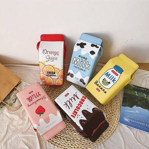 Longue sangle dessin animé fruits modèles PU cuir cartable fille mignon fraise <span class=keywords><strong>banane</strong></span> lait amérique Style dames sacs à bandoulière - Product Image 1