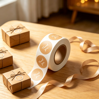 Étiquettes autocollantes personnalisables en papier kraft pour cadeaux de Noël, rouleau d'étiquettes adhésives pour sapin de Noël, pour emballages et décorations de fêtes