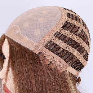 Nouvelle conception <span class=keywords><strong>2022</strong></span>, perruques mono-top personnalisées de haute qualité, dentelle transparente, petit bonnet, <span class=keywords><strong>cheveux</strong></span> Remy, <span class=keywords><strong>cheveux</strong></span> européens, 100% <span class=keywords><strong>cheveux</strong></span> humains pour femmes - Product Image 3