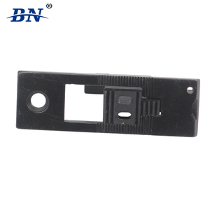 DAYU DU-122 <span class=keywords><strong>GAUGE</strong></span> SET Industriële Naaimachine Accessoires Gepersonaliseerde Naaimeter Set Persvoet Naaldplaat - Product Image 4