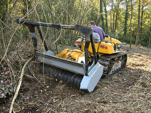 Broyeur forestier pour <span class=keywords><strong>tracteur</strong></span>, attache 3 points, broyeur à tambour monté pour le défrichement et la coupe de broussailles - Product Image 4