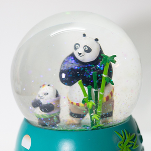 <span class=keywords><strong>Boule</strong></span> à <span class=keywords><strong>neige</strong></span> Panda <span class=keywords><strong>personnalisable</strong></span> peinte à la main <span class=keywords><strong>en</strong></span> résine avec musique motif mignon <span class=keywords><strong>de</strong></span> <span class=keywords><strong>boule</strong></span> <span class=keywords><strong>de</strong></span> <span class=keywords><strong>neige</strong></span> rotative écologique - Product Image 6