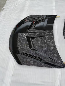 Kit carrosserie en fibre de carbone <span class=keywords><strong>s</strong></span>èche style 1016 pour Lamborghini <span class=keywords><strong>Urus</strong></span> <span class=keywords><strong>S</strong></span> : pare-chocs avant modifié, capot moteur, diffuseur arrière, aileron arrière - Product Image 5