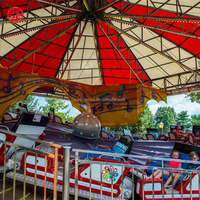 Manèges de fête foraine Luna Park en plein air à prix d'usine : Manège rotatif Thunder Music Express pour adultes et enfants