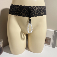 Vente en gros de string pour hommes orné de perles avec détails de chaîne, lingerie en maille transparente