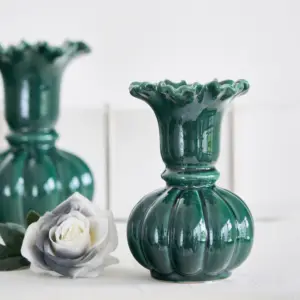 2023Wholesale Luxury Nordic Handmade Modern Style Glaze Green Vases Wedding Home Decor Ornament