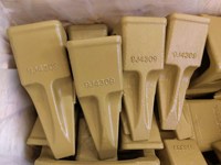 Dents de godet d'excavatrice 1U3252 1U3302 1U3552 330 9W8452Rc J200 7T3402Rc 9W8452 1U3252 1U3302Rc Certifiées ISO9001 pour usage en construction