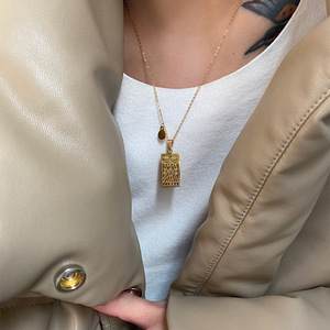 2024 <span class=keywords><strong>nuevo</strong></span> impermeable no deslustre joyería de acero inoxidable oro cuadrado signo del zodiaco Tarot tarjeta cubierta collar - Product Image 4