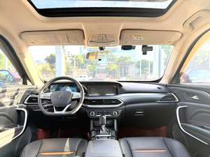 <span class=keywords><strong>Voiture</strong></span> d'occasion Pentium modèle 2019 T77 1.2--TID 230TID Exclusive Automatique Bon état Extérieur Rouge Performance SUV Compact - Product Image 6