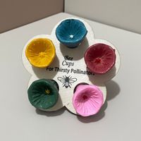 Abreuvoir pour insectes en résine en forme de fleur, coupelle d'alimentation pour abeilles et insectes en bois pour jardin