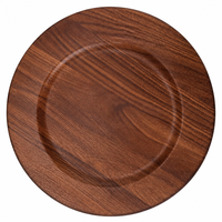 Piring alas kayu imitasi walnut 13 inci grosir, piring alas plastik PP untuk dekorasi pesta pernikahan, katering, dan acara lainnya (dalam jumlah besar)