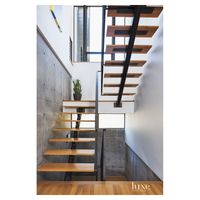 Escalier droit en bois flottant sur mesure avec garde-corps moderne en câble d'acier inoxydable