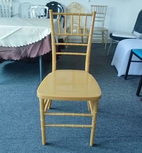 Silla apilable de bambú para exteriores en champán dorado Durable 4CM Cojín desmontable para uso en exteriores - Product Image 2