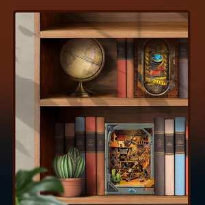 Mini Casa delle Bambole in Legno Fai-da-Te con Angolo Lettura, Kit Puzzle 3D Fatto a Mano per Bambini, Arredamento per Età 14+ Unisex - Product Image 4