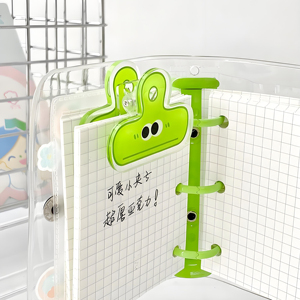 Vente en gros de pinces à papier en acrylique transparentes, simples, avec yeux de dessin animé à expressions amusantes, mignonnes, pour le bureau et la gestion de documents - Product Image 3