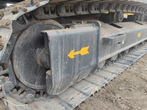 İyi Fiyatlı Hyundai R215VS Orta Boy Ekskavatör İkinci El Bakımlı 22 Tonluk Kazıcı Cummins Motor 2022 1.0 <span class=keywords><strong>m</strong></span> Kepçe 125 kW - Product Image 5