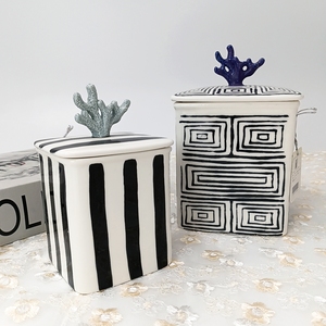 Caja de Joyería Cuadrada de Cerámica Moderna con Logotipo Personalizable y Decoración - Product Image 3