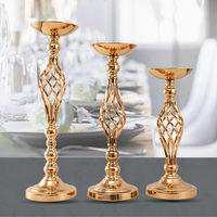 Photophore torsadé doré, pot de fleurs de table, marqueur d'allée plaqué or européen pour décoration de mariage et de fête