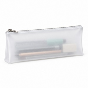 กระเป๋าใส่ดินสอแบบใสกึ่งด้าน TPU  พร้อมโลโก้สั่งทำ ขายส่งจำนวนมาก - Product Image 3
