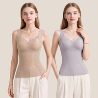 Vente en gros usine : Débardeur Jacquard en dentelle festonnée avec bonnets intégrés, motif bambou ton sur ton, gainant et chaud pour l'hiver, pour femme