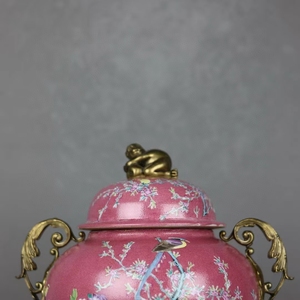 Imitation de la dynastie Qing Porcelaine rose Qianlong avec incrustation de <span class=keywords><strong>cuivre</strong></span> Vente aux enchères d'objets de collection Vases en porcelaine rose haut de gamme - Product Image 5