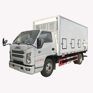 Véhicule de transport de volaille d'utilisation de ferme de bétail de JMC <span class=keywords><strong>5T</strong></span> <span class=keywords><strong>camion</strong></span> de transport de poulet de 4.2m en vente - Product Image 1