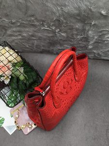 Sac fourre-tout de luxe en cuir de crocodile, sac fourre-tout de créateur en véritable cuir de crocodile, sac bandoulière en véritable cuir de crocodile, sac fourre-tout polyvalent en cuir de crocodile - Product Image 4