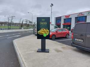 Drive Thru Restaurants Menu Board Standing Digital Outdoor Waterproof Kiosk LCD Signage Advertising Order Drive Thru For Outdoor