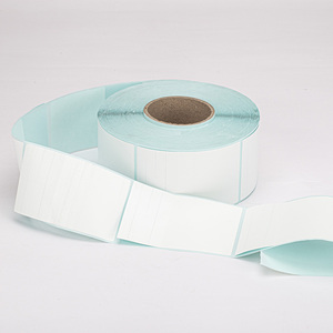 Rollos de Etiquetas Autoadhesivas Verdes en Blanco para Identificación - Product Image 5
