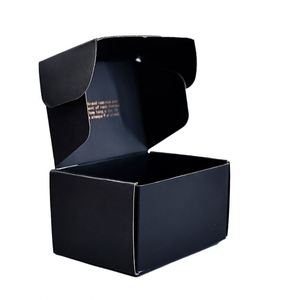 Boîte d'emballage pliable en carton kraft recyclable personnalisée noire avec votre logo imprimé pour vêtements, sous-vêtements et autres articles – Vente en gros - Product Image 4