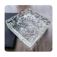 Briques de verre texturées en cristal de glace, briques de verre solides transparentes carrées à fusion à chaud pour cloison, briques de verre de construction ignifugées