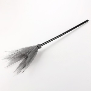 Escoba de bruja desmontable para Halloween Opciones multicolores para decoraciones de fiestas de festivales de fantasmas Mago de fuente transfronteriza - Product Image 4