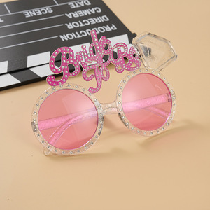 <span class=keywords><strong>Gafas</strong></span> de Sol Divertidas <span class=keywords><strong>con</strong></span> Forma de Dedo, de <span class=keywords><strong>Pollo</strong></span>, Arcoíris, Oso, Conejo y Corazón, para Fiestas de Cumpleaños, Regalo para Fiestas - Product Image 4